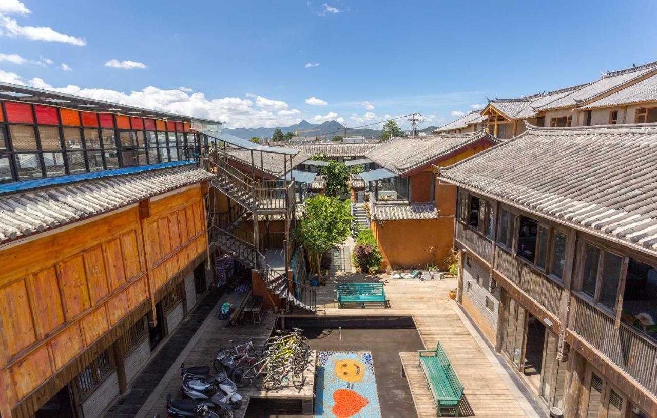 Lijiang Desti Youth Park Hostel 외부 사진